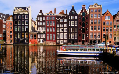 міста та готелі Нідерландів